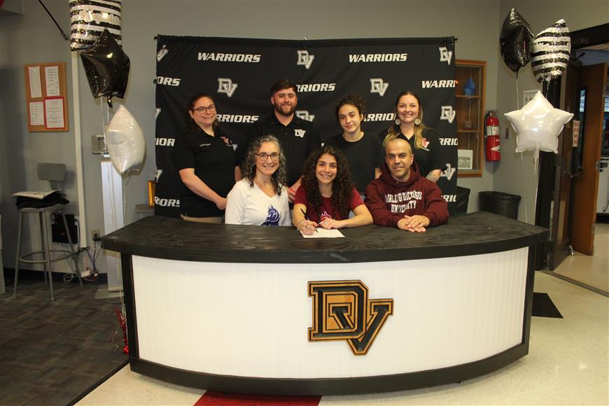 Olivia Cruz signed with Fairleigh Dickinson – D3